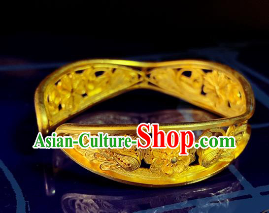 Handmade Chinese Silver Bracelet Accessories Traditional Wedding Golden Bangle Jewelry Handmade Chinese Silver Bracelet Accessories Traditional Wedding Golden Bangle Jewelry