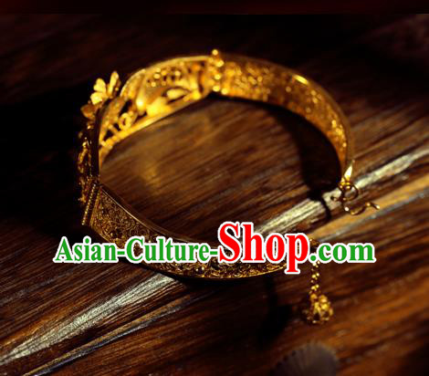 Handmade Chinese Traditional Wedding Golden Lotus Bangle Jewelry Silver Bracelet Accessories Handmade Chinese Traditional Wedding Golden Lotus Bangle Jewelry Silver Bracelet Accessories