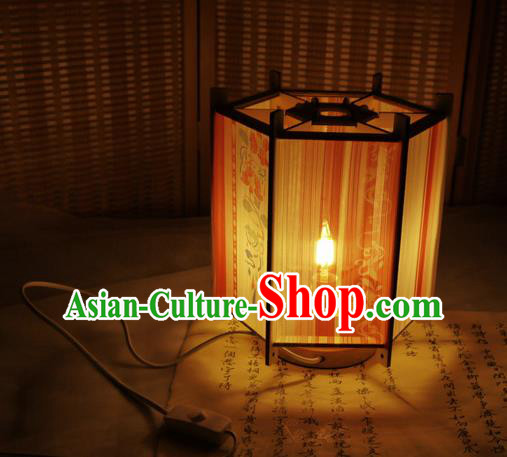 China Classical Hexagon Palace Lantern Traditional Printing Silk Lanterns Handmade Portable Lamp China Classical Hexagon Palace Lantern Traditional Printing Silk Lanterns Handmade Portable Lamp