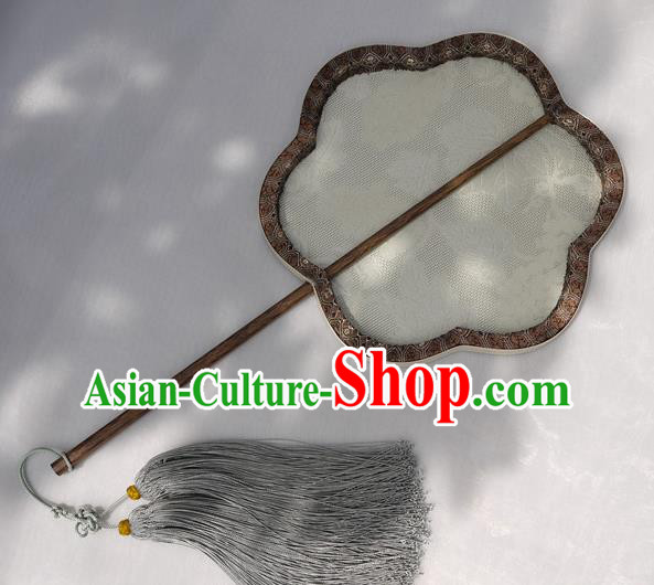 China Traditional Hanfu Fan Handmade Palace Fan Classical Grape Pattern Silk Fan China Traditional Hanfu Fan Handmade Palace Fan Classical Grape Pattern Silk Fan