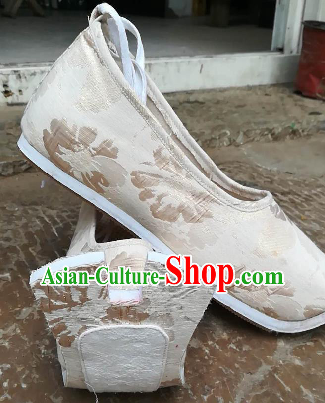 China Traditional Han Dynasty Princess Shoes Classical Wedding Shoes Light Golden Brocade Shoes China Traditional Han Dynasty Princess Shoes Classical Wedding Shoes Light Golden Brocade Shoes