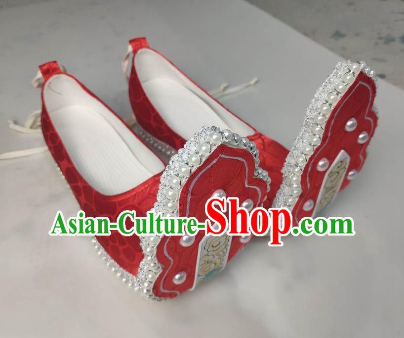 China Traditional Tang Dynasty Princess Shoes Classical Red Brocade Shoes Hanfu Pearls Shoes China Traditional Tang Dynasty Princess Shoes Classical Red Brocade Shoes Hanfu Pearls Shoes