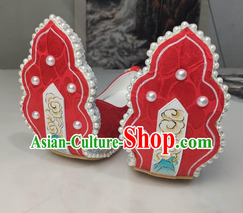 China Traditional Tang Dynasty Princess Shoes Classical Red Brocade Shoes Hanfu Pearls Shoes China Traditional Tang Dynasty Princess Shoes Classical Red Brocade Shoes Hanfu Pearls Shoes
