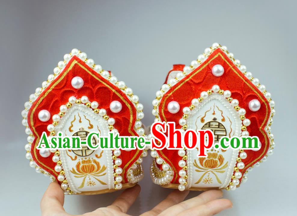 China Classical Wedding Pearls Shoes Red Brocade Hanfu Shoes Traditional Song Dynasty Princess Shoes China Classical Wedding Pearls Shoes Red Brocade Hanfu Shoes Traditional Song Dynasty Princess Shoes