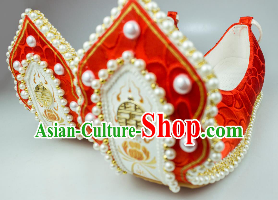 China Classical Wedding Pearls Shoes Red Brocade Hanfu Shoes Traditional Song Dynasty Princess Shoes China Classical Wedding Pearls Shoes Red Brocade Hanfu Shoes Traditional Song Dynasty Princess Shoes