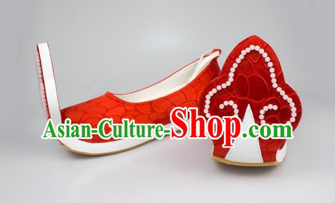 China Traditional Tang Dynasty Princess Shoes Classical Wedding Red Brocade Shoes Hanfu Beads Shoes China Traditional Tang Dynasty Princess Shoes Classical Wedding Red Brocade Shoes Hanfu Beads Shoes