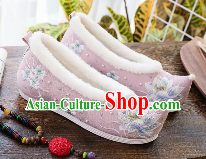 China Traditional Winter Pink Cloth Shoes Hanfu Shoes Classical Embroidered Lotus Shoes China Traditional Winter Pink Cloth Shoes Hanfu Shoes Classical Embroidered Lotus Shoes