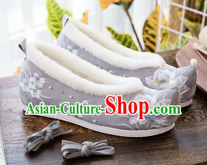 China Hanfu Shoes Classical Embroidered Lotus Shoes Traditional Winter Grey Cloth Shoes China Hanfu Shoes Classical Embroidered Lotus Shoes Traditional Winter Grey Cloth Shoes