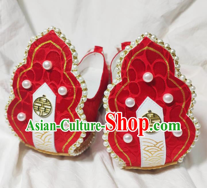 China Classical Red Brocade Shoes Hanfu Pearls Shoes Traditional Song Dynasty Wedding Shoes China Classical Red Brocade Shoes Hanfu Pearls Shoes Traditional Song Dynasty Wedding Shoes