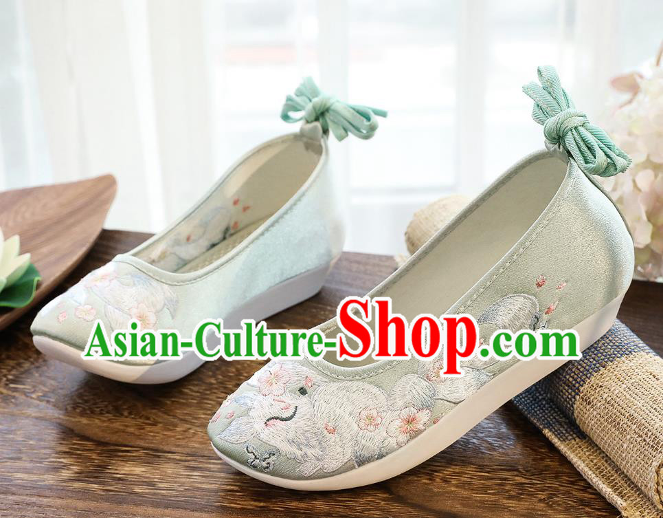 China Traditional Hanfu Shoes Winter Women Shoes Classical Embroidered Fox Light Green Satin Shoes China Traditional Hanfu Shoes Winter Women Shoes Classical Embroidered Fox Light Green Satin Shoes