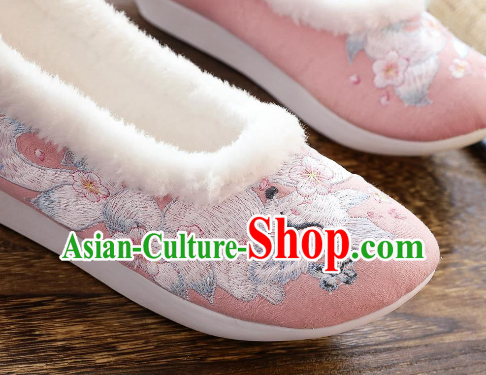 China Winter Pink Cloth Shoes Classical Embroidered Fox Shoes Traditional Women Hanfu Shoes China Winter Pink Cloth Shoes Classical Embroidered Fox Shoes Traditional Women Hanfu Shoes