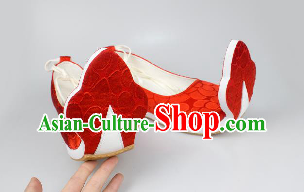 China Handmade Red Brocade Shoes Classical Wedding Shoes Traditional Tang Dynasty Princess Shoes China Handmade Red Brocade Shoes Classical Wedding Shoes Traditional Tang Dynasty Princess Shoes