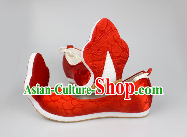 China Handmade Red Brocade Shoes Classical Wedding Shoes Traditional Tang Dynasty Princess Shoes China Handmade Red Brocade Shoes Classical Wedding Shoes Traditional Tang Dynasty Princess Shoes
