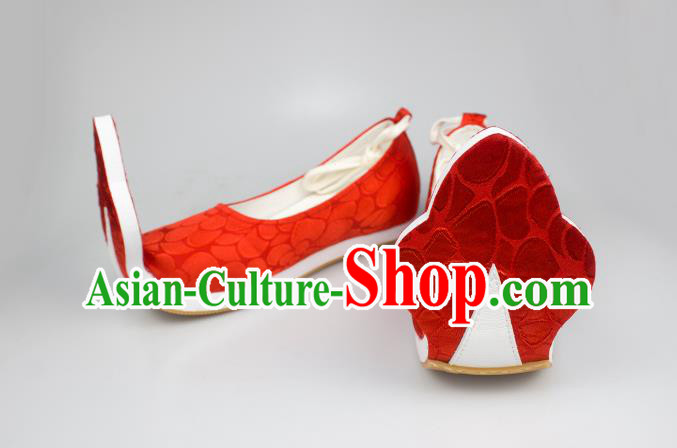 China Handmade Red Brocade Shoes Classical Wedding Shoes Traditional Tang Dynasty Princess Shoes China Handmade Red Brocade Shoes Classical Wedding Shoes Traditional Tang Dynasty Princess Shoes