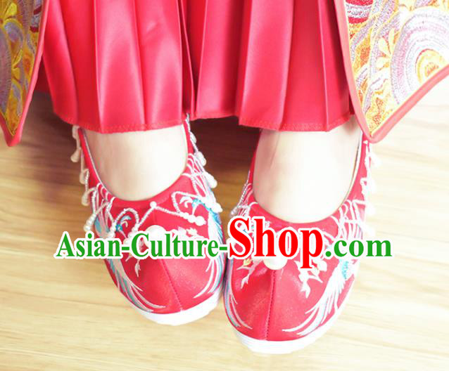 China Women Xiu He Embroidered Shoes National Shoes Traditional Wedding Red Cloth Shoes