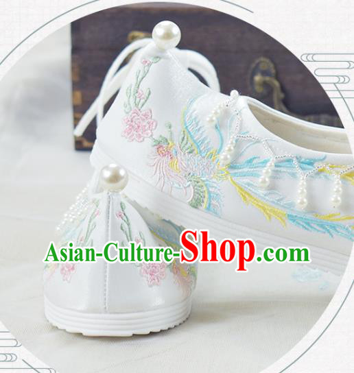 China Traditional Women Hanfu Shoes White Embroidered Shoes National Wedding Beads Tassel Shoes China Traditional Women Hanfu Shoes White Embroidered Shoes National Wedding Beads Tassel Shoes