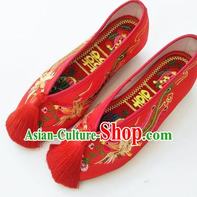 China Wedding Red Cloth Shoes Classical Xiuhe Shoes Traditional Embroidered Shoes