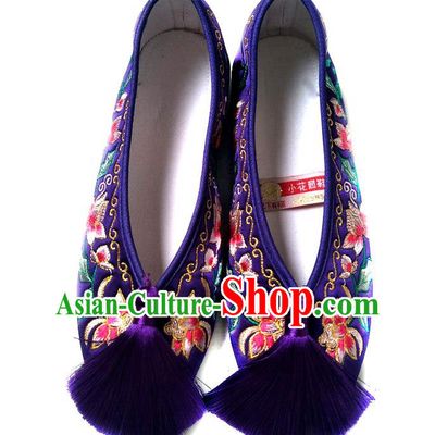 China Embroidered Flowers Shoes Classical Wedding Xiu He Shoes Traditional Purple Satin Shoes