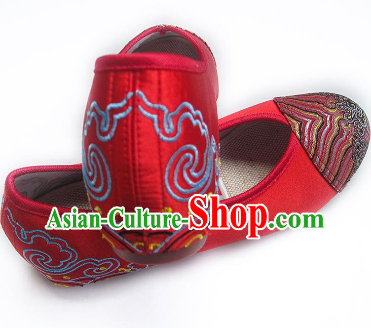 China Traditional Bride Shoes National Women Shoes Embroidered Red Satin Shoes China Traditional Bride Shoes National Women Shoes Embroidered Red Satin Shoes