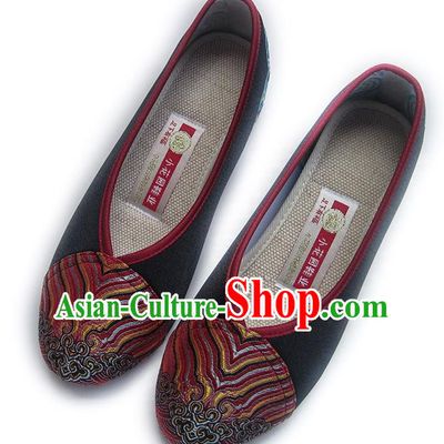 China Embroidered Black Satin Shoes Traditional Shoes National Wedding Shoes