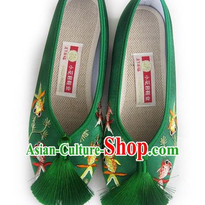 China Embroidered Goldfish Shoes National Shoes Traditional Green Satin Shoes