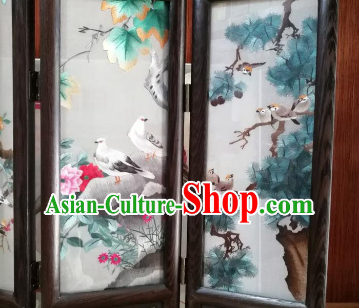 Chinese Suzhou Embroidery Birds Desk Ornaments Handmade Rosewood Folding Screen Craft Chinese Suzhou Embroidery Birds Desk Ornaments Handmade Rosewood Folding Screen Craft