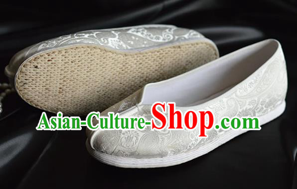 China Kung Fu Shoes National Shoes Traditional Hanfu White Brocade Shoes for Women China Kung Fu Shoes National Shoes Traditional Hanfu White Brocade Shoes for Women