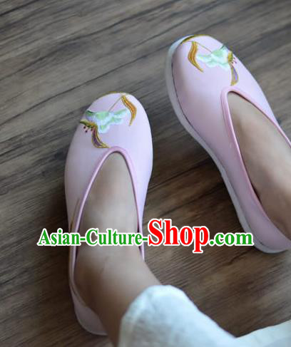 China Embroidered Pink Cloth Shoes Traditional Shoes National Women Shoes China Embroidered Pink Cloth Shoes Traditional Shoes National Women Shoes