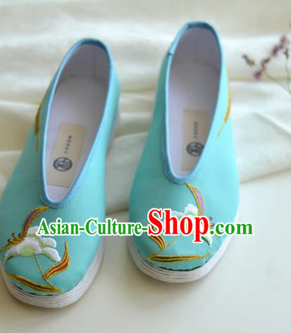 China National Women Shoes Embroidered Green Cloth Shoes Traditional Shoes China National Women Shoes Embroidered Green Cloth Shoes Traditional Shoes