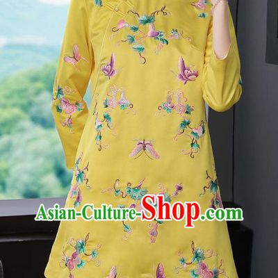 China Winter Woman Embroidered Butterfly Yellow Brocade Jacket Traditional Tang Suit Coat