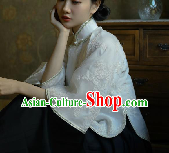 China Cheongsam Wide Sleeve Blouse Classical White Lace Shirt Tang Suit Upper Outer Garment China Cheongsam Wide Sleeve Blouse Classical White Lace Shirt Tang Suit Upper Outer Garment