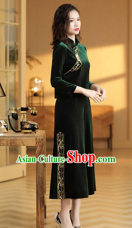 Chinese National Classical Embroidered Green Velvet Blouse and Skirt Traditional Women Tang Suit Clothing Chinese National Classical Embroidered Green Velvet Blouse and Skirt Traditional Women Tang Suit Clothing