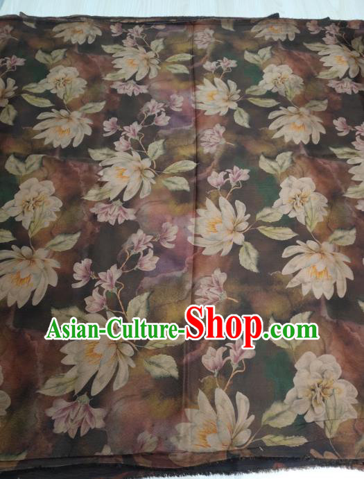 China Classical Mangnolia Pattern Brown Silk Traditional Gambiered Guangdong Gauze Cheongsam Fabric China Classical Mangnolia Pattern Brown Silk Traditional Gambiered Guangdong Gauze Cheongsam Fabric