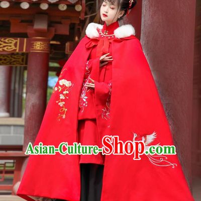 China Ancient Princess Red Hanfu Cape Traditional Ming Dynasty Palace Lady Embroidered Long Cloak