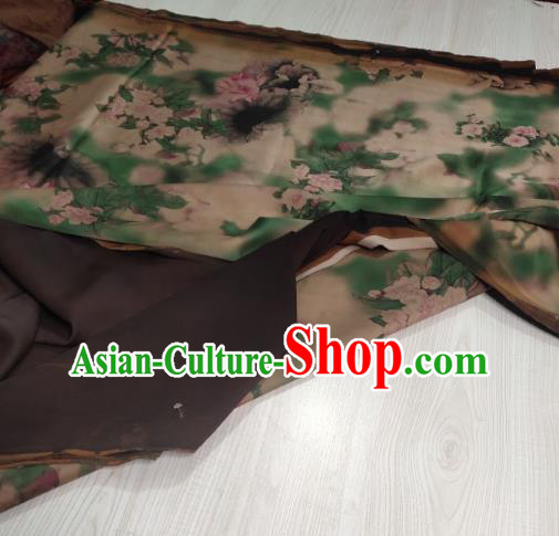 China Traditional Lotus Begonia Pattern Gambiered Guangdong Gauze Beige Satin Cloth Cheongsam Silk Fabric China Traditional Lotus Begonia Pattern Gambiered Guangdong Gauze Beige Satin Cloth Cheongsam Silk Fabric