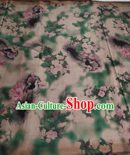 China Traditional Lotus Begonia Pattern Gambiered Guangdong Gauze Beige Satin Cloth Cheongsam Silk Fabric China Traditional Lotus Begonia Pattern Gambiered Guangdong Gauze Beige Satin Cloth Cheongsam Silk Fabric