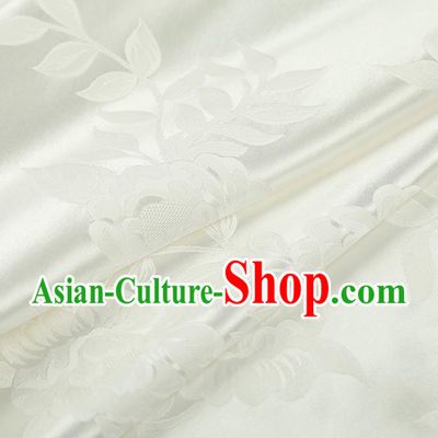 China Jacquard White Silk Fabric Traditional Brocade Fabric Asian Cheongsam Gambiered Guangdong Gauze