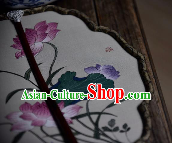 China Handmade Lotus Pattern Palace Fan Traditional Silk Fan Song Dynasty Palace Lady Fan China Handmade Lotus Pattern Palace Fan Traditional Silk Fan Song Dynasty Palace Lady Fan