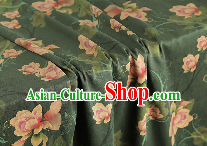 China Classical Cheongsam Green Silk Fabric Gambiered Guangdong Gauze Traditional Mangnolia Pattern Brocade China Classical Cheongsam Green Silk Fabric Gambiered Guangdong Gauze Traditional Mangnolia Pattern Brocade