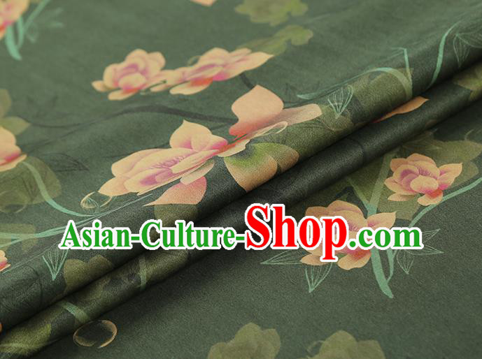 China Classical Cheongsam Green Silk Fabric Gambiered Guangdong Gauze Traditional Mangnolia Pattern Brocade China Classical Cheongsam Green Silk Fabric Gambiered Guangdong Gauze Traditional Mangnolia Pattern Brocade