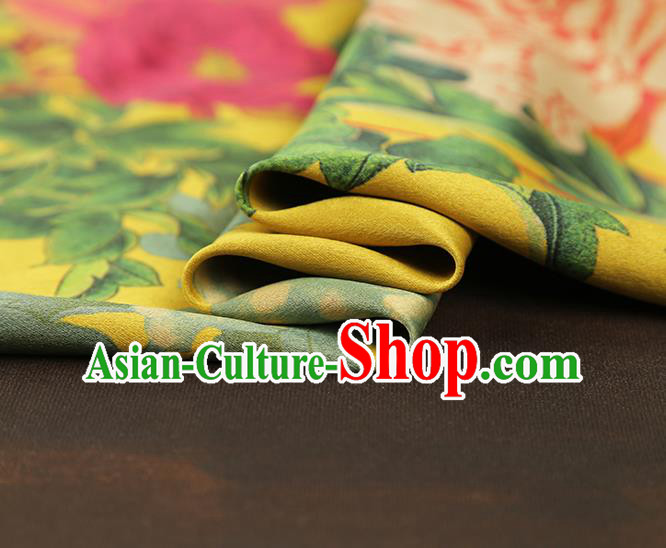 China Classical Peony Pattern Cheongsam Silk Fabric Traditional Yellow Gambiered Guangdong Gauze China Classical Peony Pattern Cheongsam Silk Fabric Traditional Yellow Gambiered Guangdong Gauze