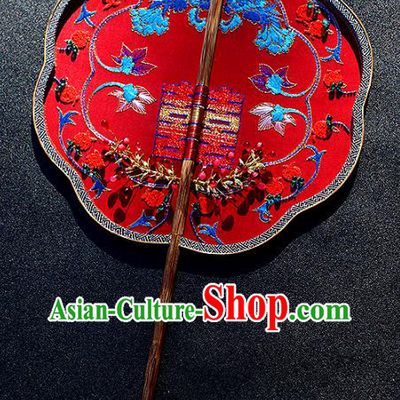 China Handmade Bride Palace Fan Traditional Dance Fan Wedding Red Silk Pomegranate Fan