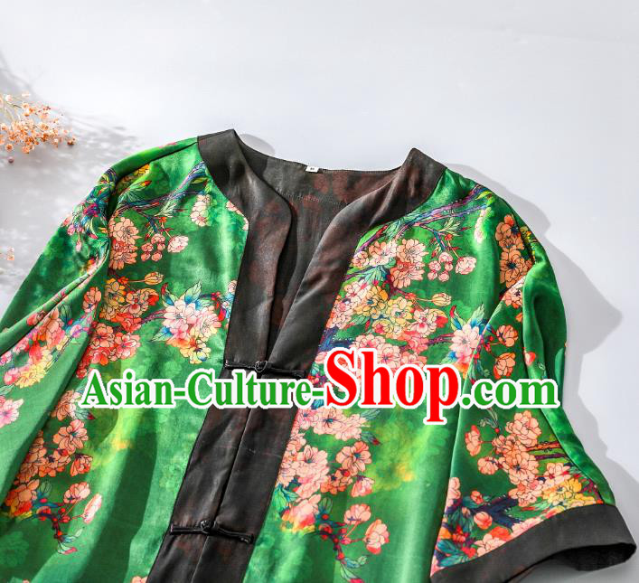 China Classical Begonia Pattern Tang Suit Dust Coat Traditional Cheongsam Green Silk Overcoat China Classical Begonia Pattern Tang Suit Dust Coat Traditional Cheongsam Green Silk Overcoat