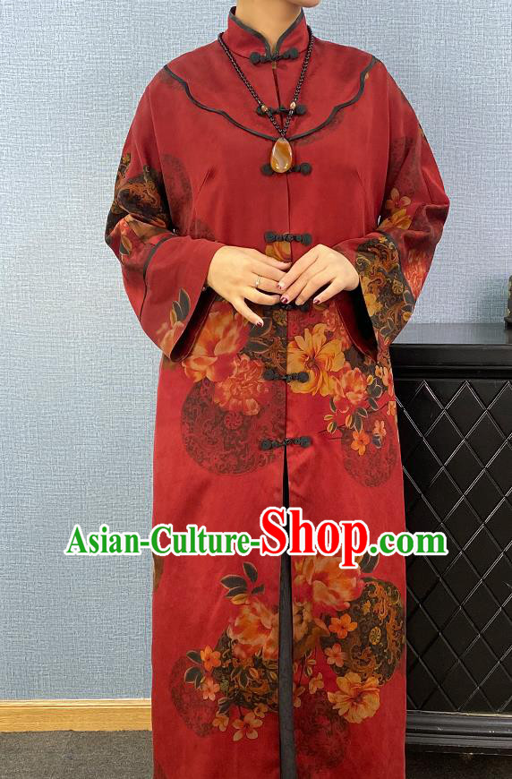 China Traditional Tang Suit Outer Garment National Woman Printing Red Silk Dust Coat China Traditional Tang Suit Outer Garment National Woman Printing Red Silk Dust Coat