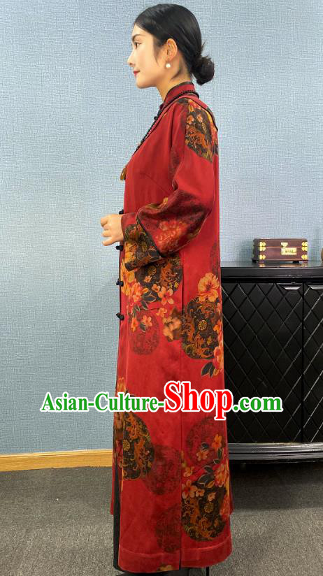 China Traditional Tang Suit Outer Garment National Woman Printing Red Silk Dust Coat China Traditional Tang Suit Outer Garment National Woman Printing Red Silk Dust Coat