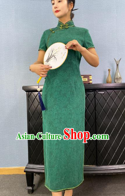 Asian Chinese Classical Young Beauty Cheongsam Costume Traditional Jacquard Green Silk Qipao Dress Asian Chinese Classical Young Beauty Cheongsam Costume Traditional Jacquard Green Silk Qipao Dress
