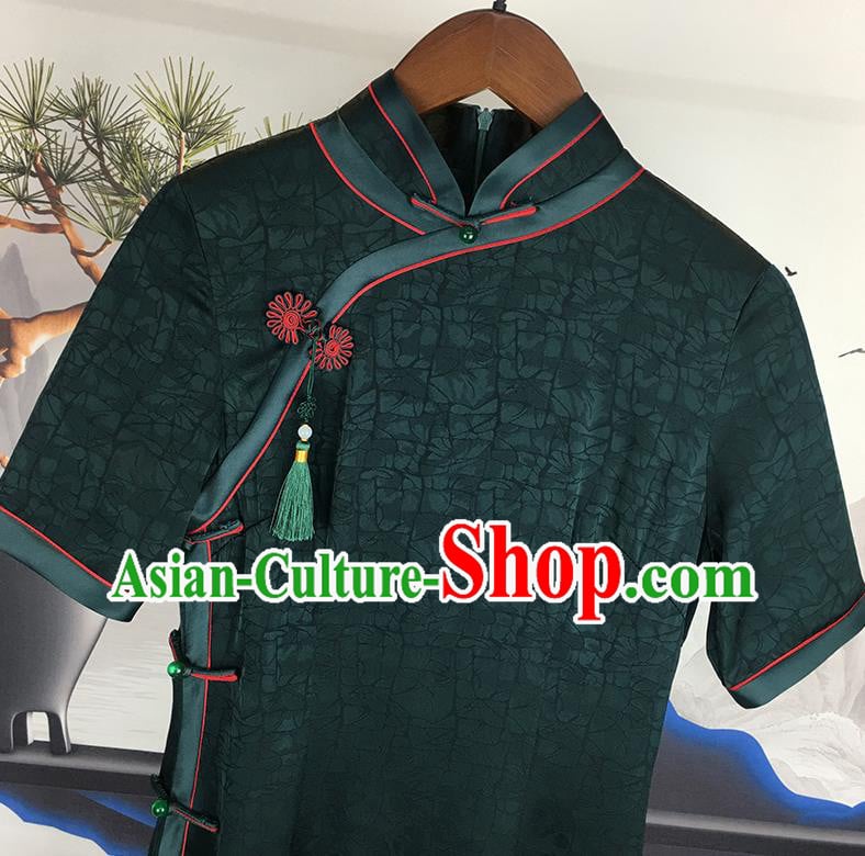Chinese Classical Young Mistress Cheongsam Traditional Deep Green Silk Qipao Dress Clothing Chinese Classical Young Mistress Cheongsam Traditional Deep Green Silk Qipao Dress Clothing