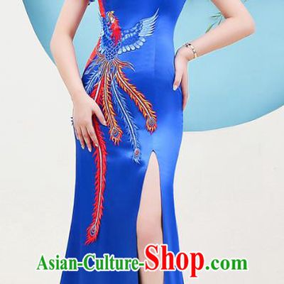 China Woman Umbrella Dance Royalblue Satin Qipao Dress Embroidery Phoenix Cheongsam Stage Show Clothing