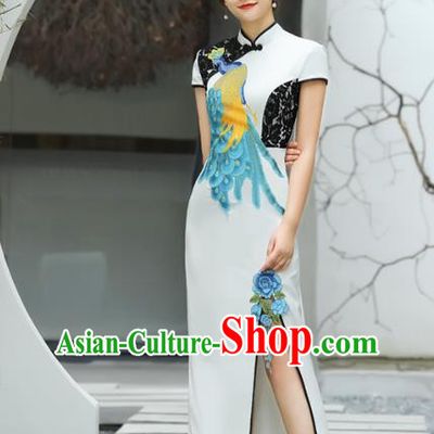 China Catwalks Show Slim Cheongsam Stage Performance Dress Clothing Classical Embroidery Peacock White Qipao