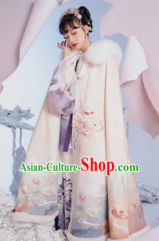 China Traditional Ming Dynasty Court Beauty Hanfu Clothing Ancient Royal Princess Embroidered Cape China Traditional Ming Dynasty Court Beauty Hanfu Clothing Ancient Royal Princess Embroidered Cape